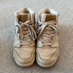 Nike Kids High-Top Sneakers in Beige